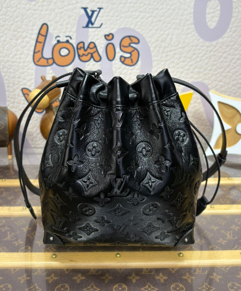 Louis Vuitton Noe Trunk PM M13484 Black